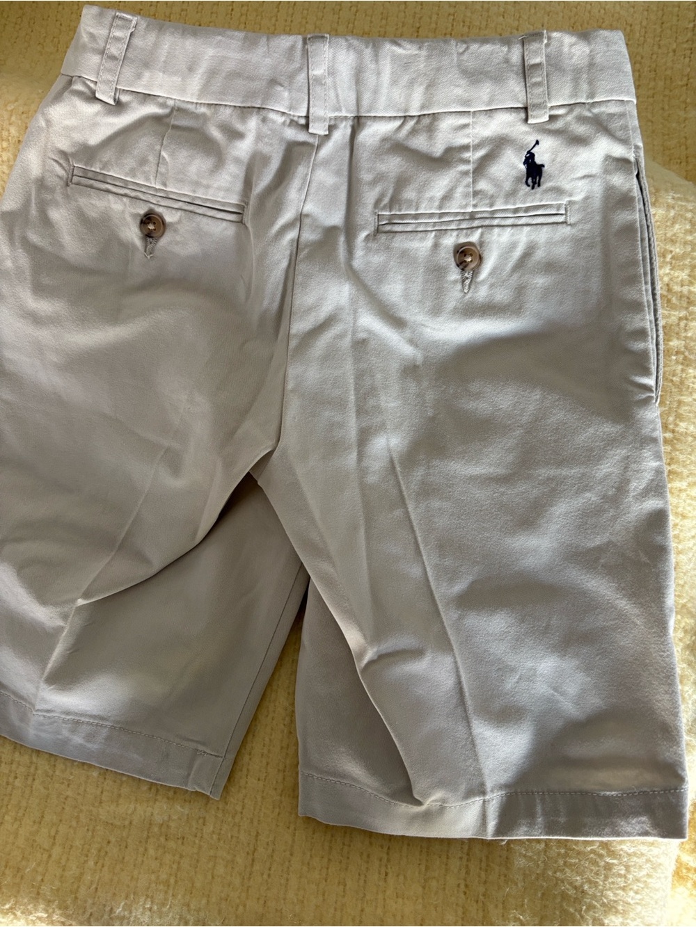 Ralph Lauren Men’s White Flat Front Polo Chino Shorts with Navy Logo